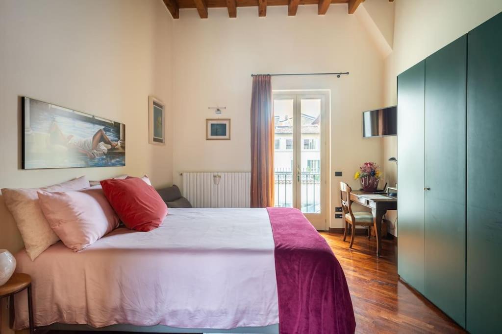 Duomo Apartment Brescia Ngoại thất bức ảnh