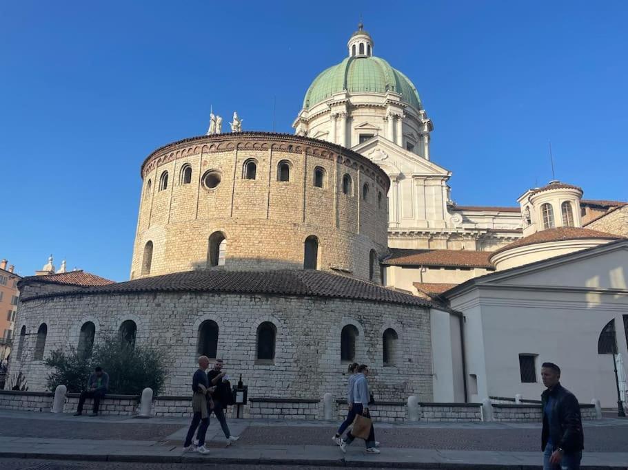 Duomo Apartment Brescia Ngoại thất bức ảnh